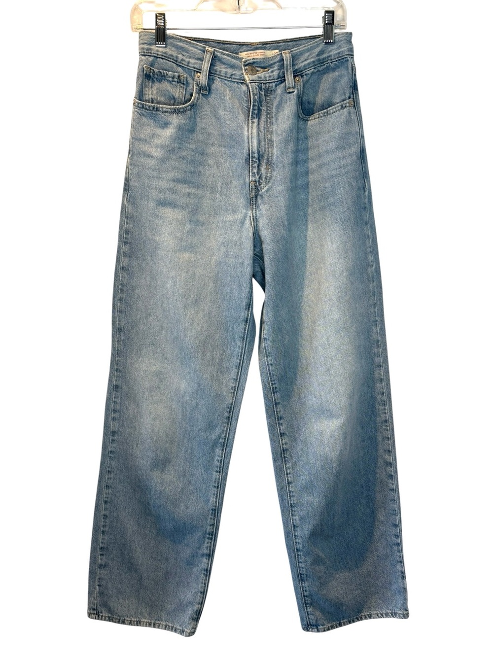 Levis High Waisted Straight leg in light - med blue wash 27/31 - Picture 2 of 7